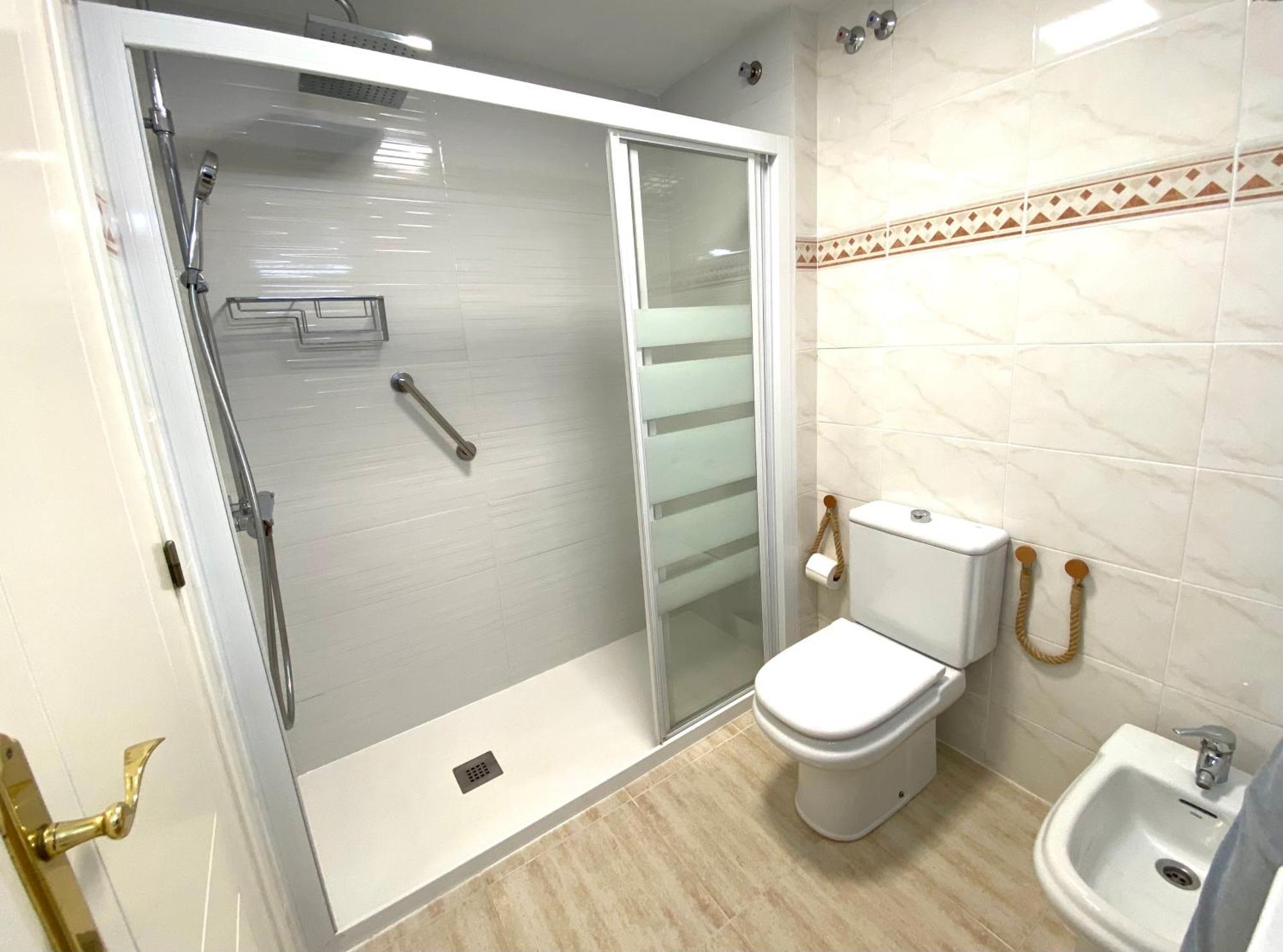 Apartamento En Voramar A 2 Minutos De La Playa Benicassim Luaran gambar